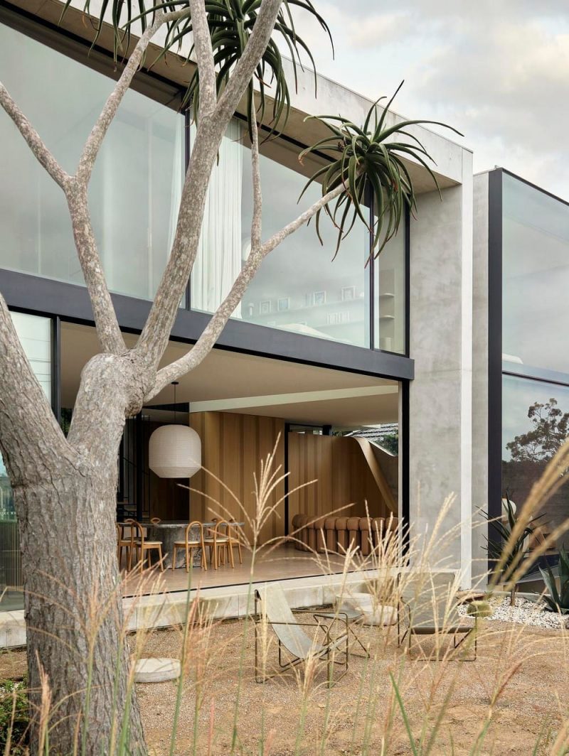 Forever House / MCK Architecture & Interiors