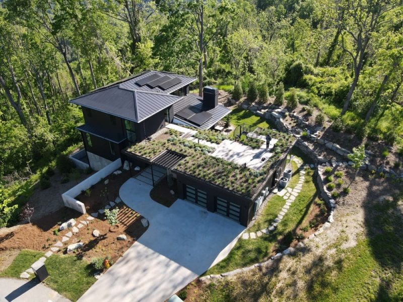 Hamburg Mountain House / ASSEMBLY Architecture + Build