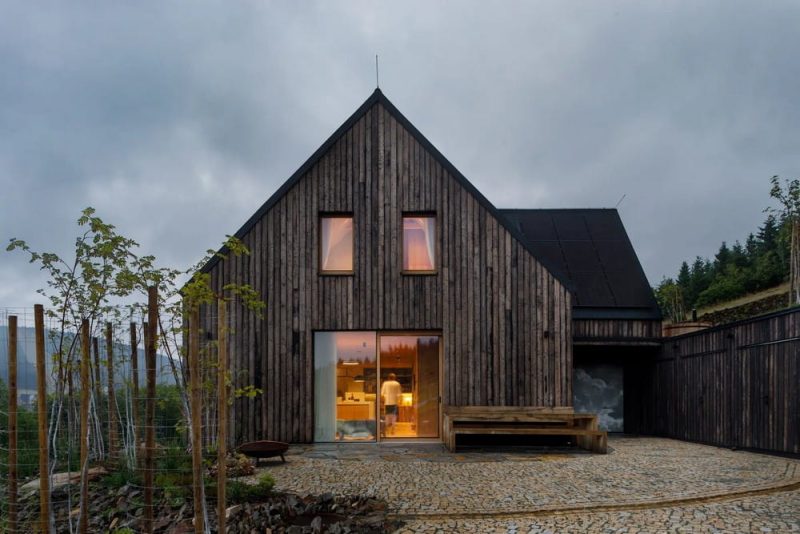 Horní Malá Úpa Mountain Chalet / OK PLAN ARCHITECTS
