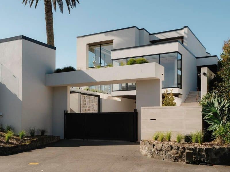 Orakei Residence / Young+Richards
