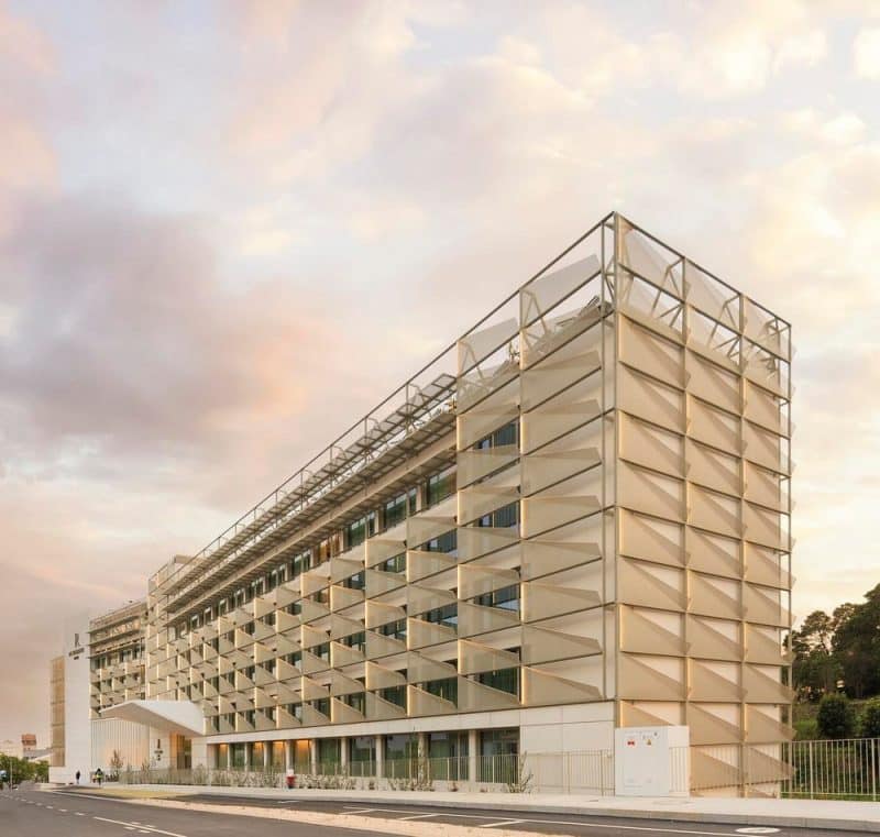Renaissance Porto Lapa Hotel / Visioarq Arquitectos