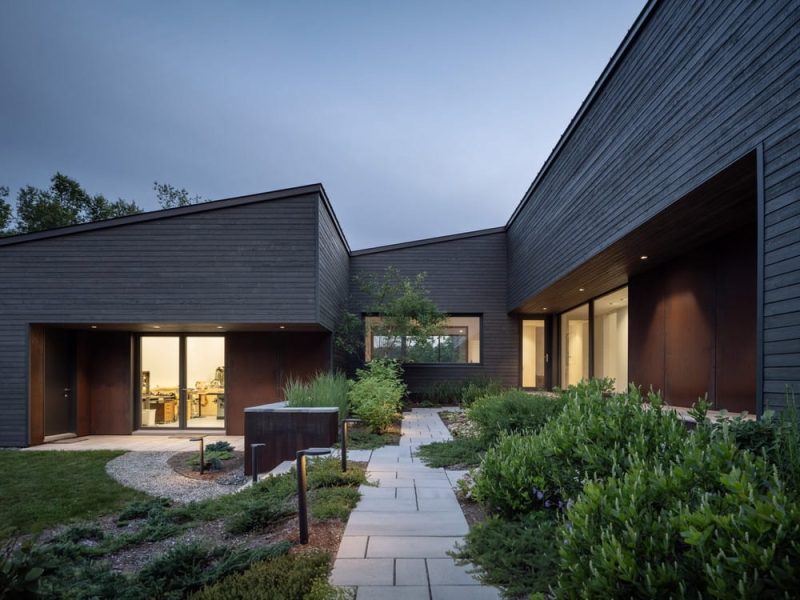 Riverbend House / OPAL