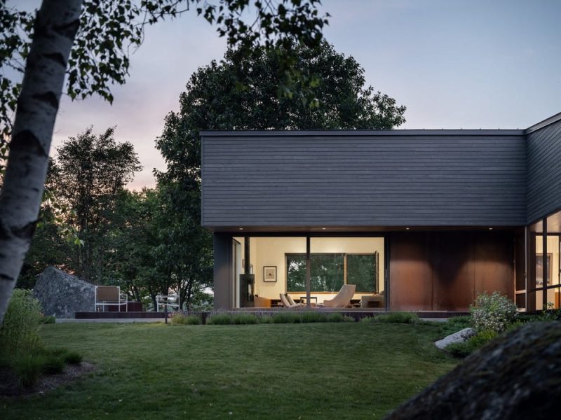 Riverbend House / OPAL