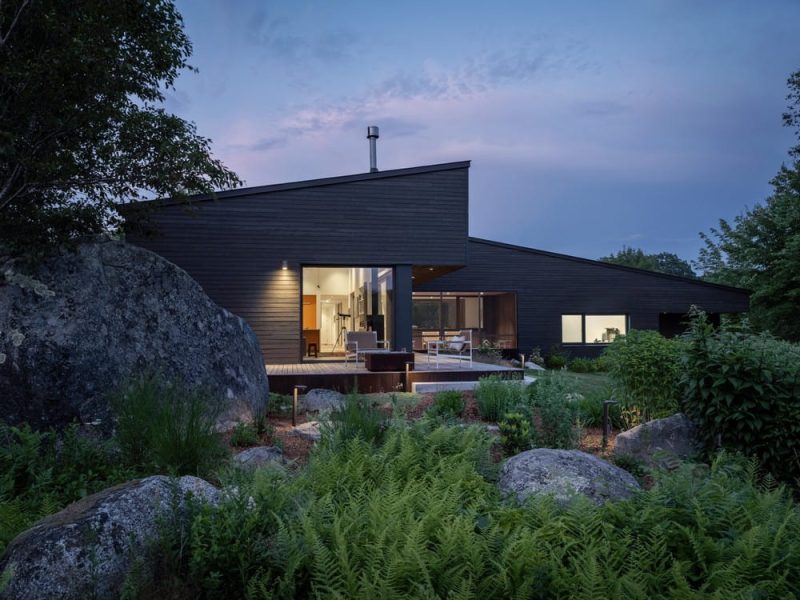 Riverbend House / OPAL