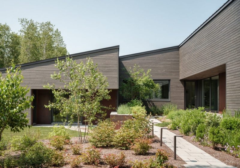 Riverbend House / OPAL
