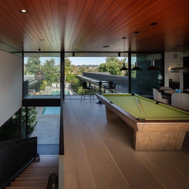 Rubenstein Residence / Nakhshab Development & Design