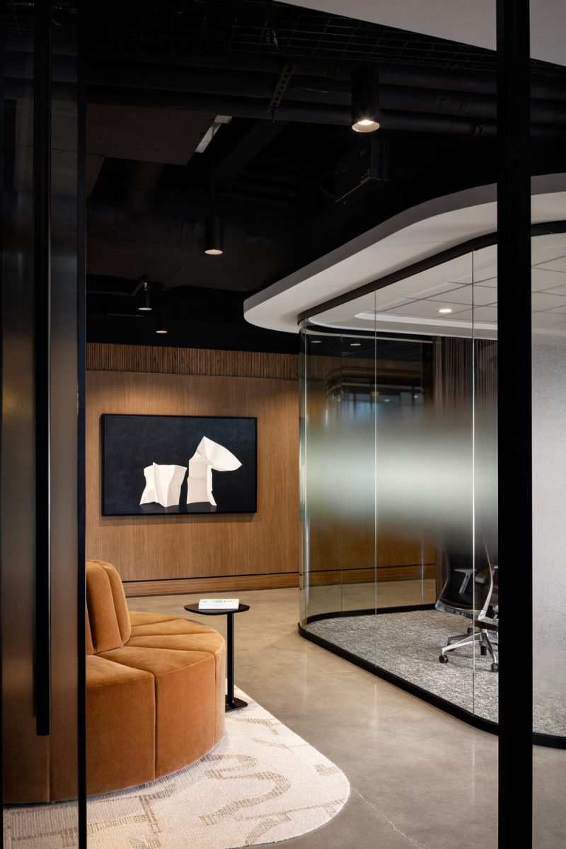 South Bow Offices / Kasian Architecture and Interior Design